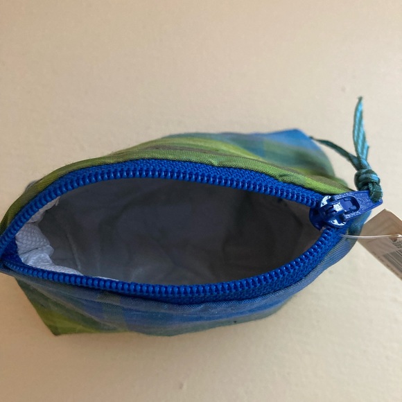 New Dupuni silk pouch   With gingham zipper pull . Fabric blues and greens - Picture 4 of 5